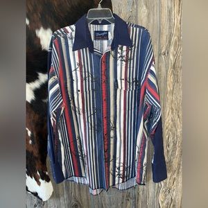 Vintage men’s wrangler shirt size XL striped pearl snap with fighting bull